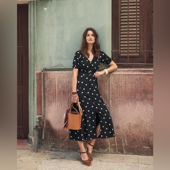 Sezane Dresses & Skirts - Sézane Robe Sollie Black Polka Dot Ecru FR 34 / US 2